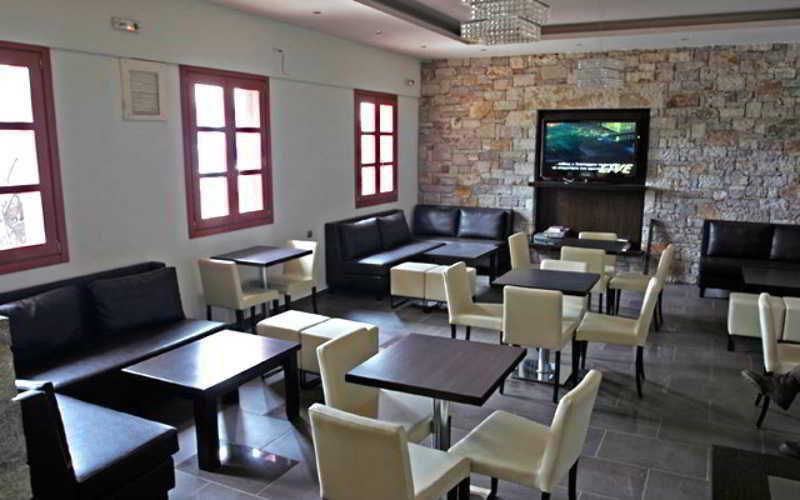 Aposperides Hotel Livadi  Buitenkant foto